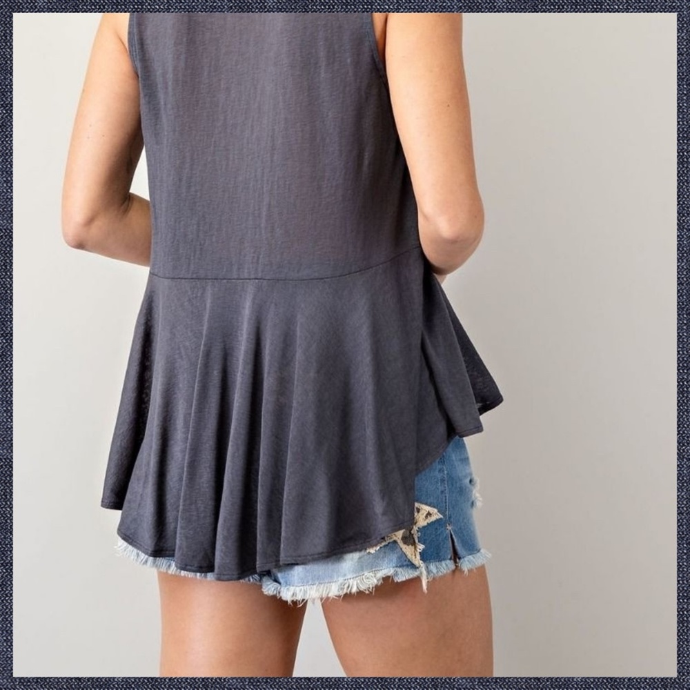 EASEL Button Down Flowy Tunic Top Ruffle Detail Front Pleated Back - Picture 3 of 14